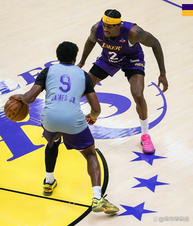 九游体育官网-关于转会期体能课后，洛杉矶湖人更衣室发声备战NBA总决赛，悬念犹存，训练强度明显提升的信息